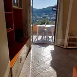 Monolocale 3 Con Terrazzo Vista Mare *