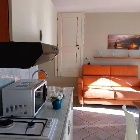 Daire Monolocale 3 Con Terrazzo Vista Mare Cavo