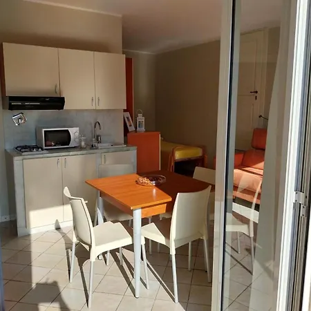 아파트 Monolocale 3 Con Terrazzo Vista Mare