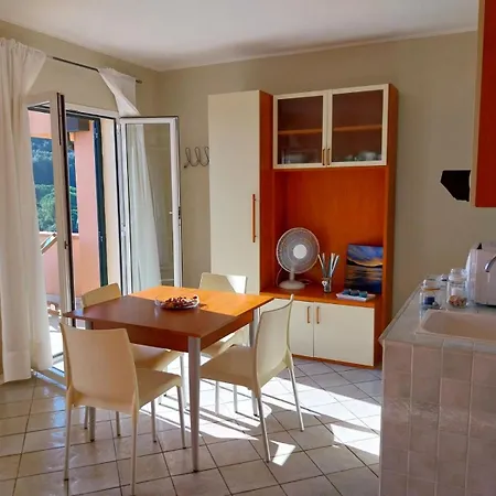 Apartman Monolocale 3 Con Terrazzo Vista Mare