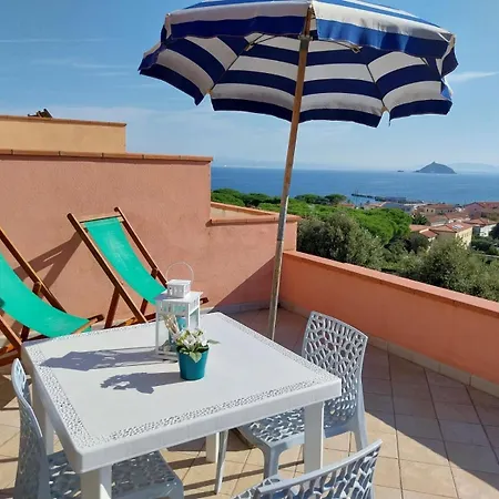 Monolocale 3 Con Terrazzo Vista Mare Cavo