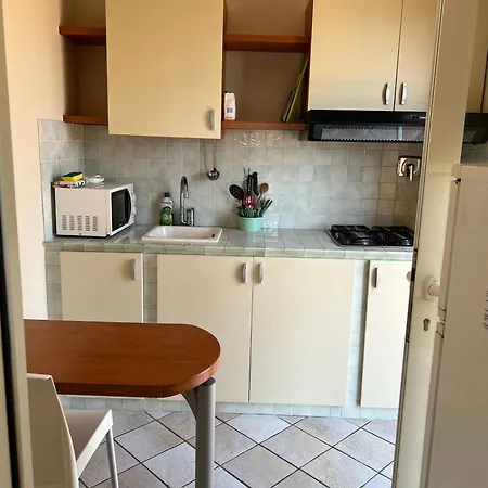 Monolocale 3 Con Terrazzo Vista Mare Apartman