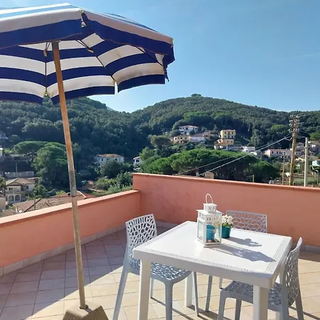 Monolocale 3 Con Terrazzo Vista Mare